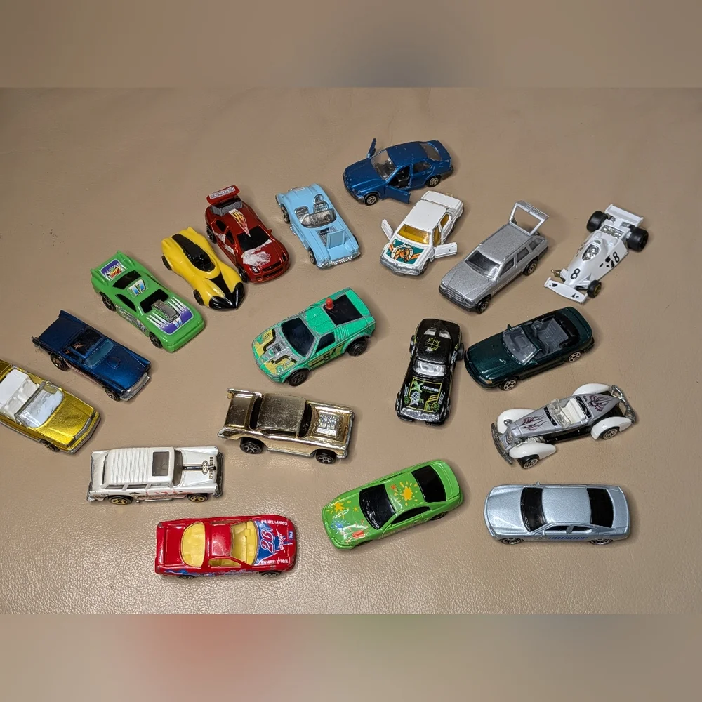 Assorted Die-Cast Toy Cars Set - Matchbox, Maisto, Hot Wheels - Picture 1 of 11